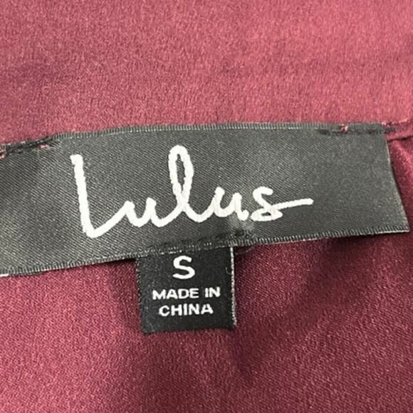 Lulus Red Maroon Long Sleeve V Neck Cocktail A Line Mini Wrap Dress Size S - Picture 4 of 5